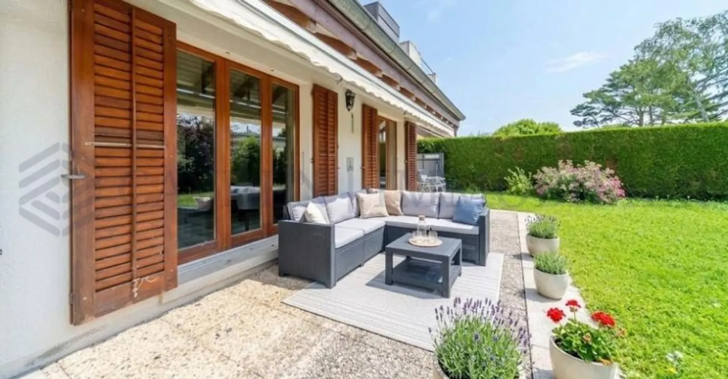 Villa with 6 bedrooms 800 m from the lake! - Photo 2 of 9