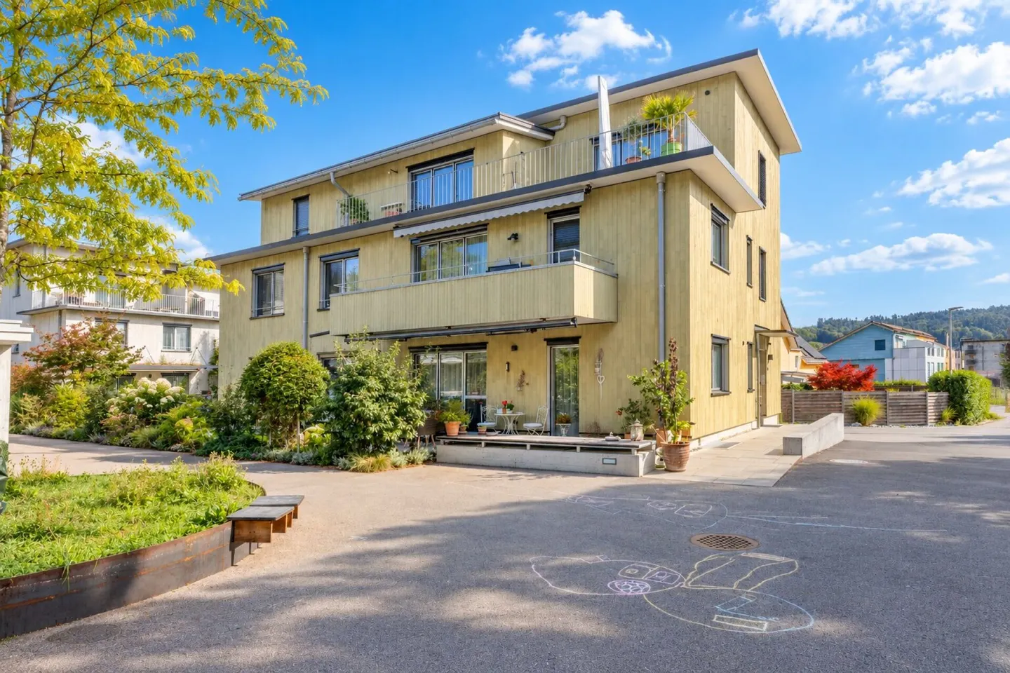 Appartement de jardin de 4,5 pièces de haute qualité dans un quartier familial calme sans circulation de transit - Photo 23 sur 27