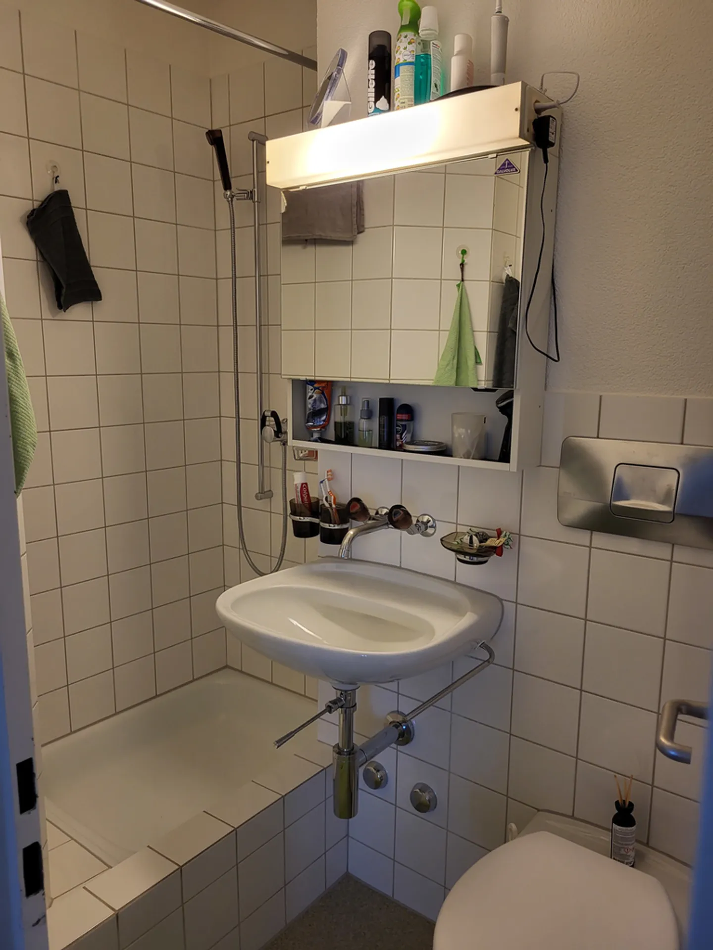 Charming apartment in the heart of Wolfhausen - Photo 11 of 11