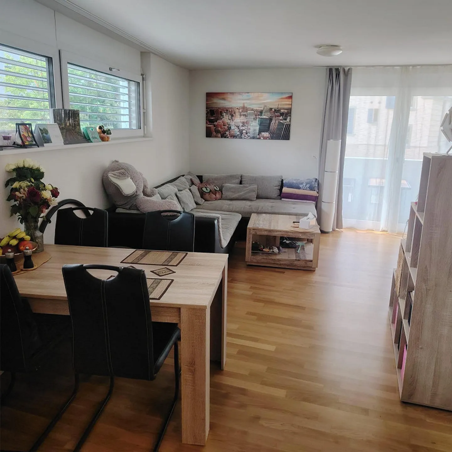 Appartement moderne 2.5 pièces avec balcon à Zurich Oerlikon - à partir du 01.10.20 - Photo 1 sur 9