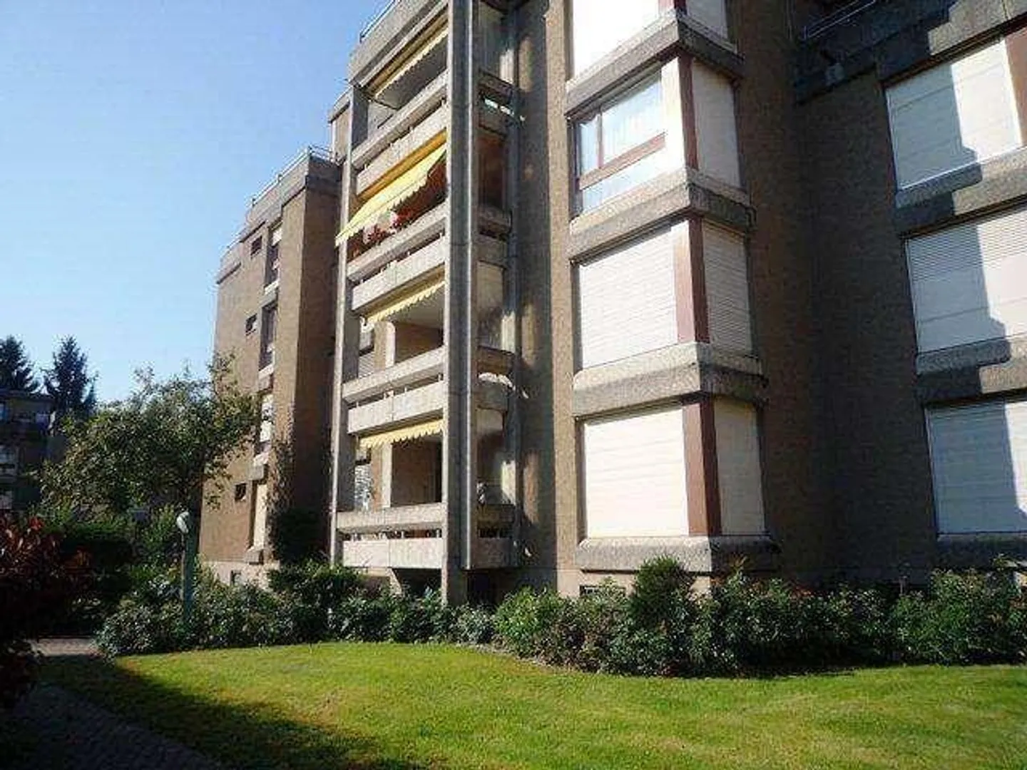 Helle Wohnung mit Sauna-Zugang - Foto 2 von 8