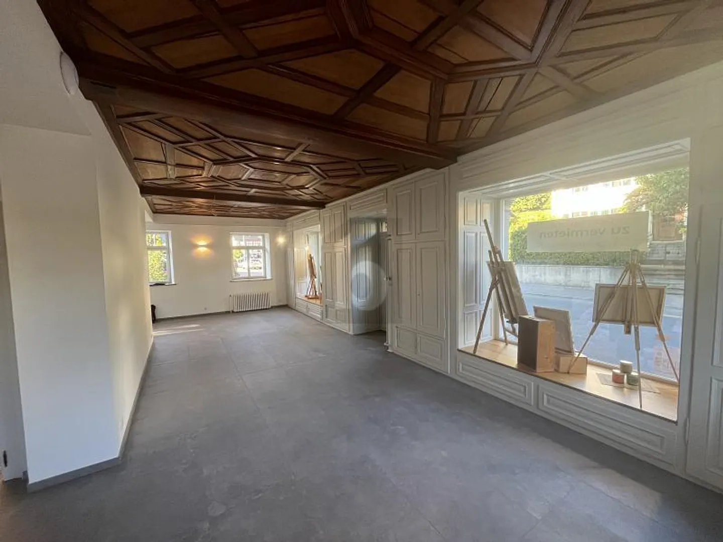 LE CHARME RENCONTRE L'ESPACE - ÉLÉGANT ET SIMPLE - Photo 1 sur 6