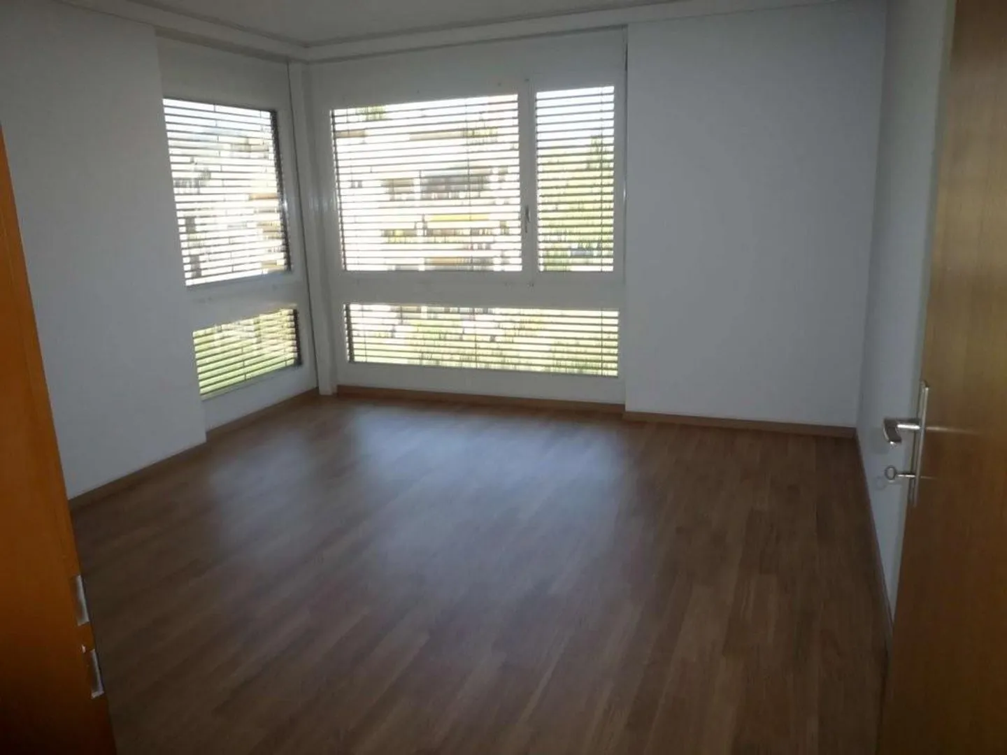 Helle Wohnung mit Sauna-Zugang - Foto 3 von 8