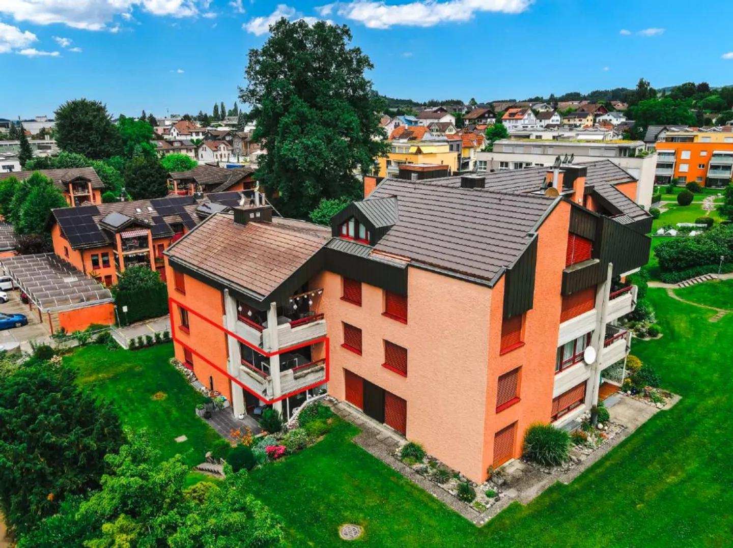 Appartement spacieux de 5,5 pièces calme et central - Photo 1 sur 10