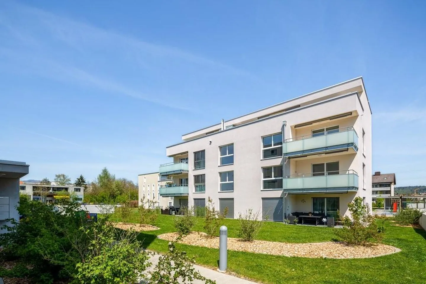 Charmante Attikawohnung in Däniken - Foto 1 von 8