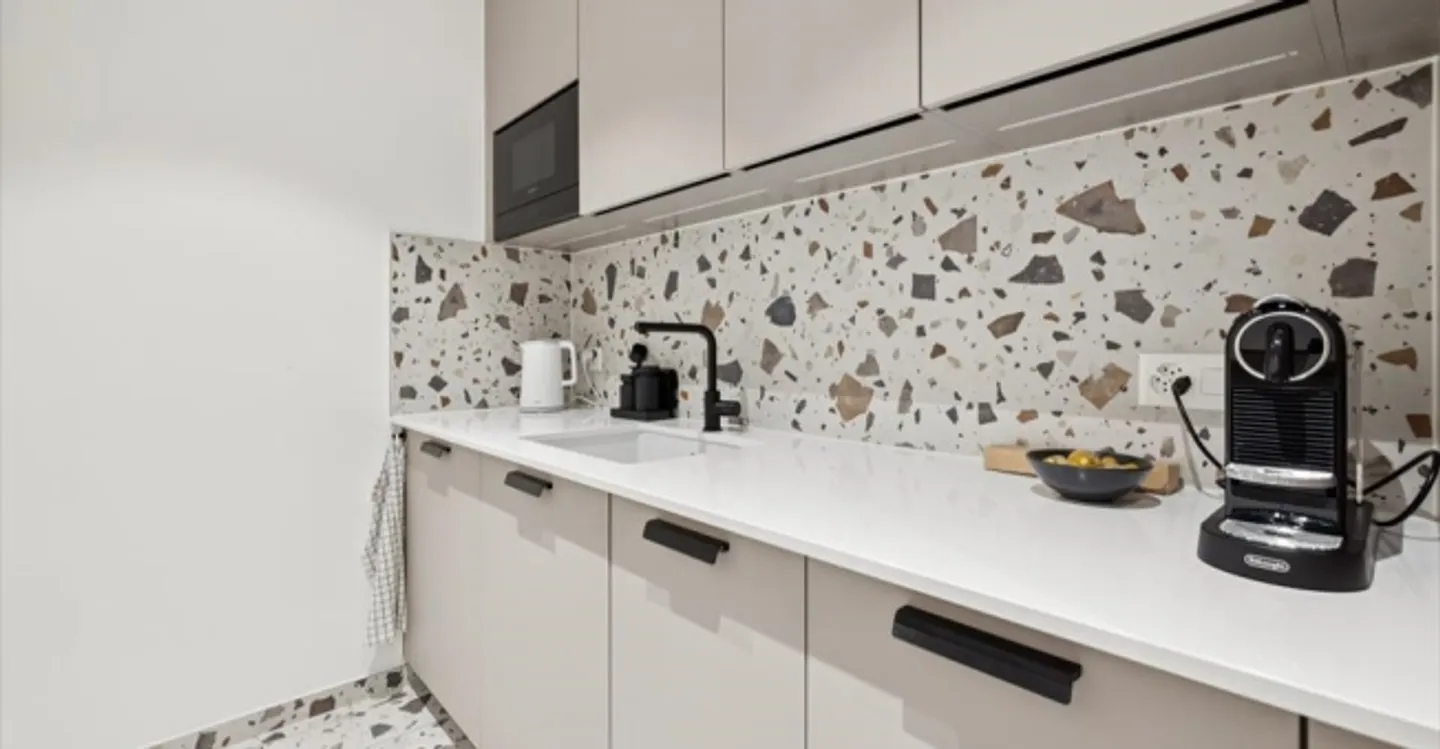 «Bureau 1 pièce» - Photo 3 sur 11