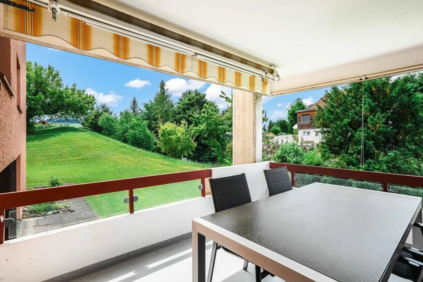 Appartement spacieux de 5,5 pièces calme et central - Photo 10 sur 10