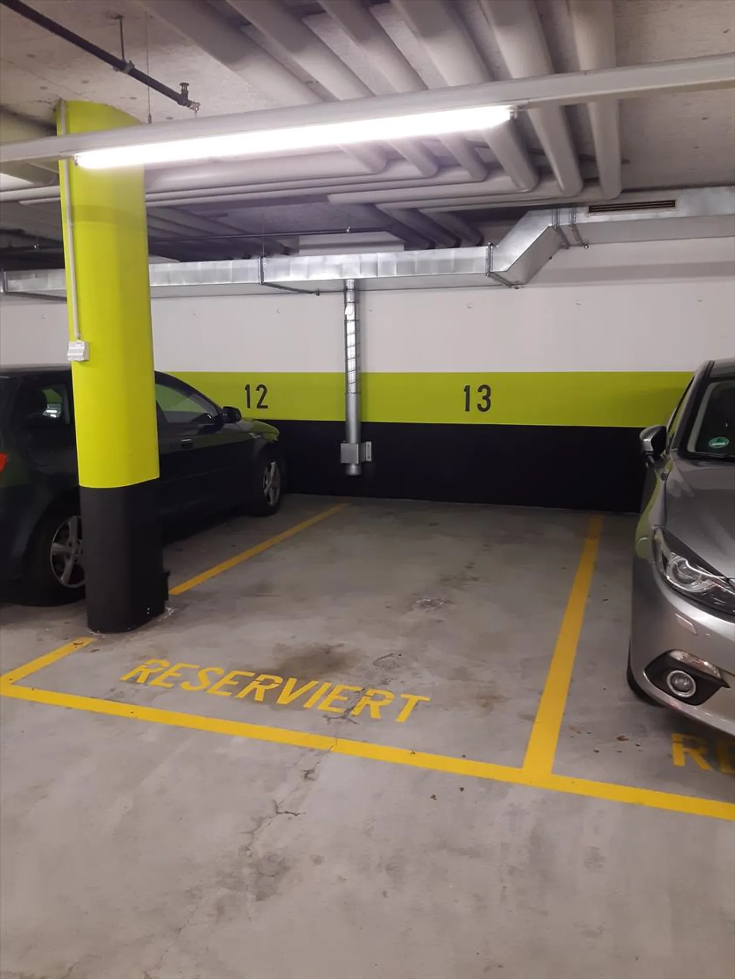 Posti auto a breve termine in affitto a Greenpark - Foto 3 di 5