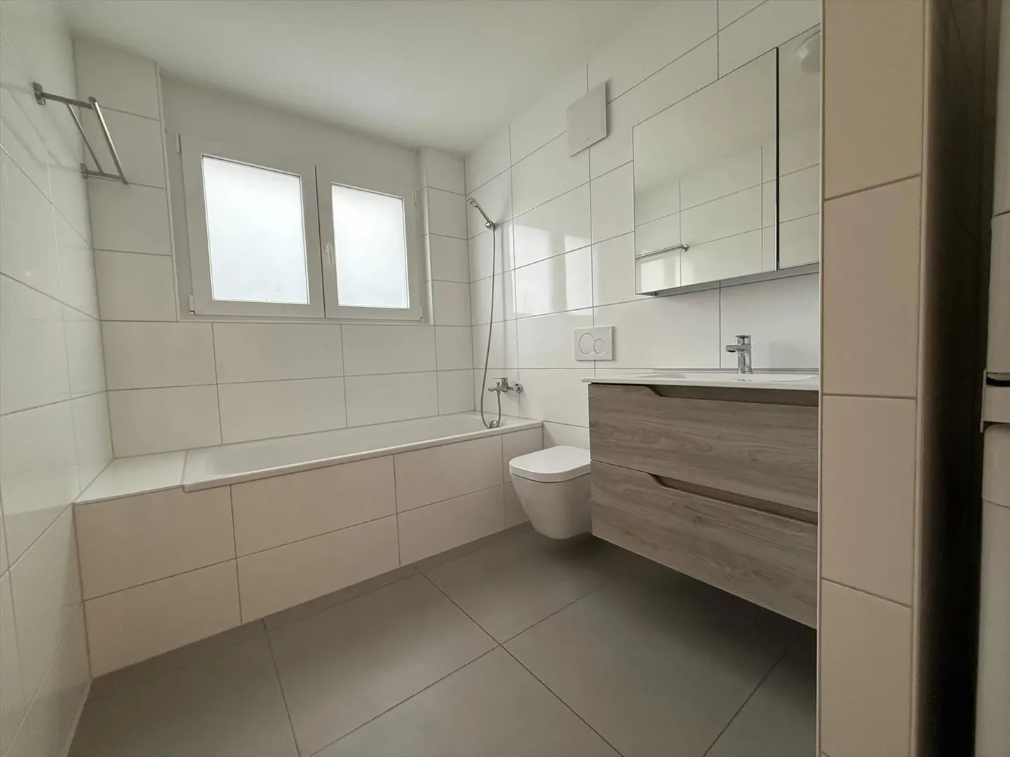 Appartamento 4 locali - Foto 7 di 9