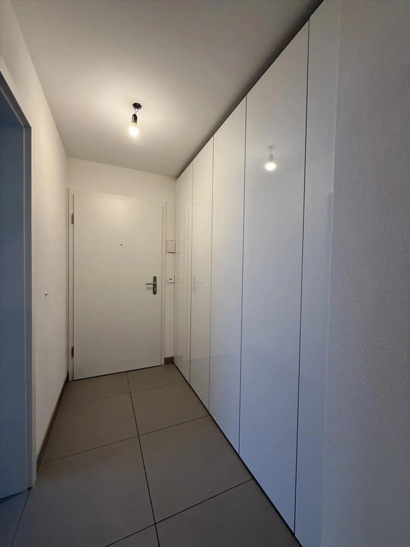 Appartamento 4 locali - Foto 8 di 9