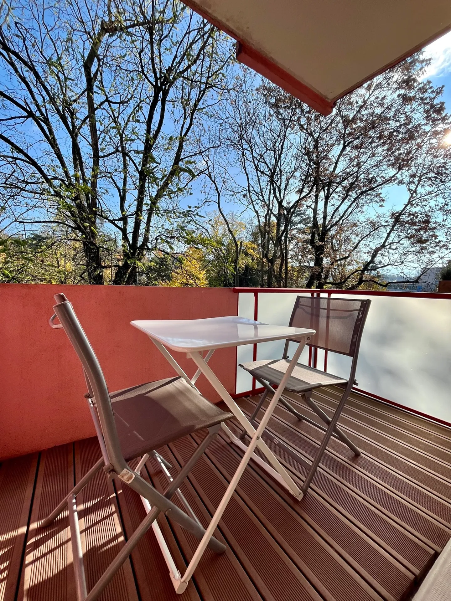 2-ROOM APARTMENT IN GENEVA - PLAINPALAIS/ACACIAS, FURNISHED, RENTAL PERIOD - Photo 8 of 8