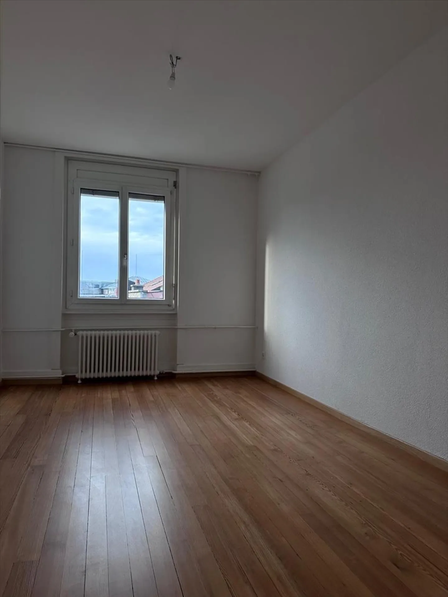 Appartamento luminoso in centro città - Foto 5 di 8