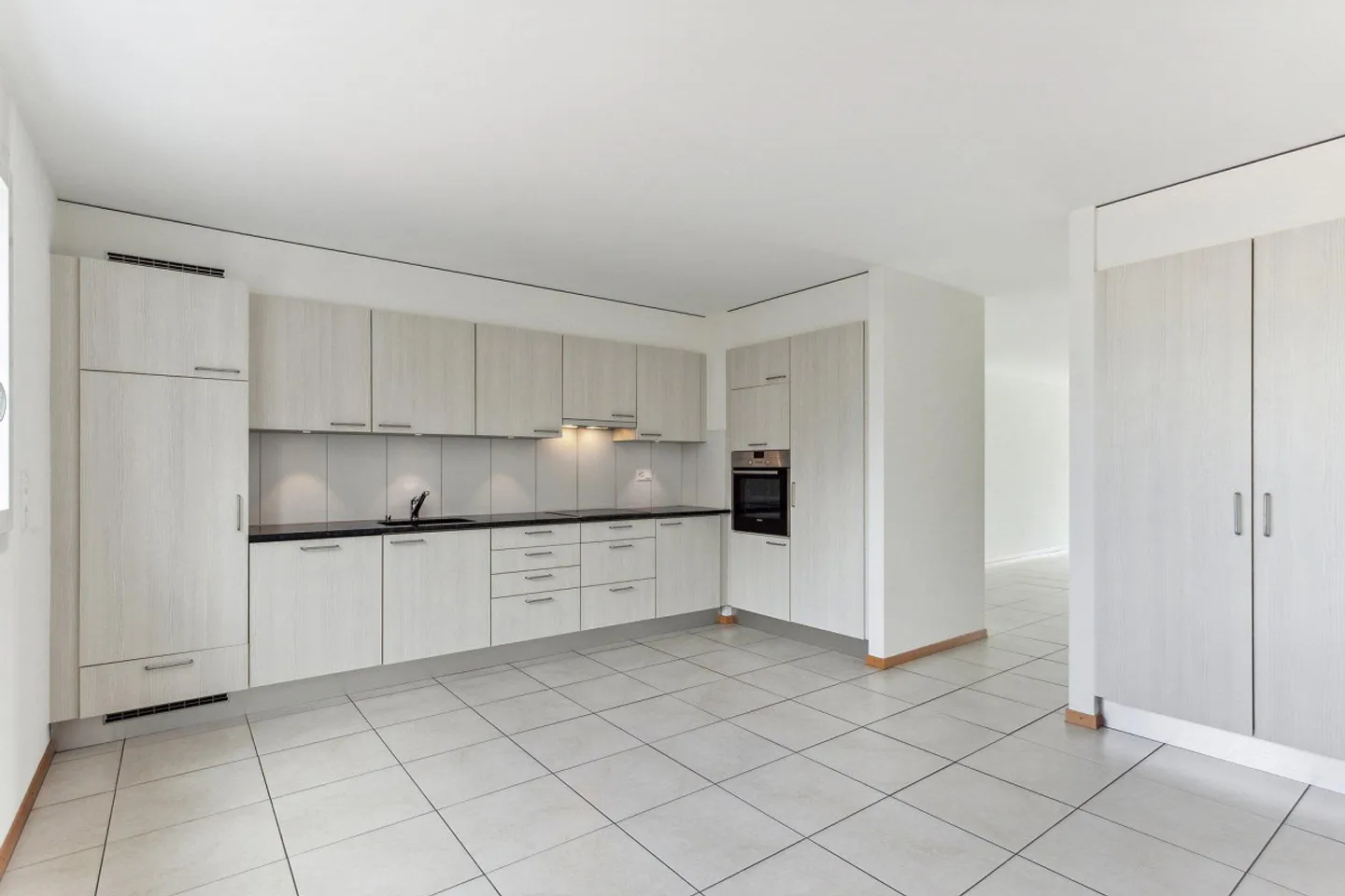 Appartamento 3,5 locali con terrazza e vista su un parco - AFFITTO SENZA DEPOSITO - Foto 4 di 6