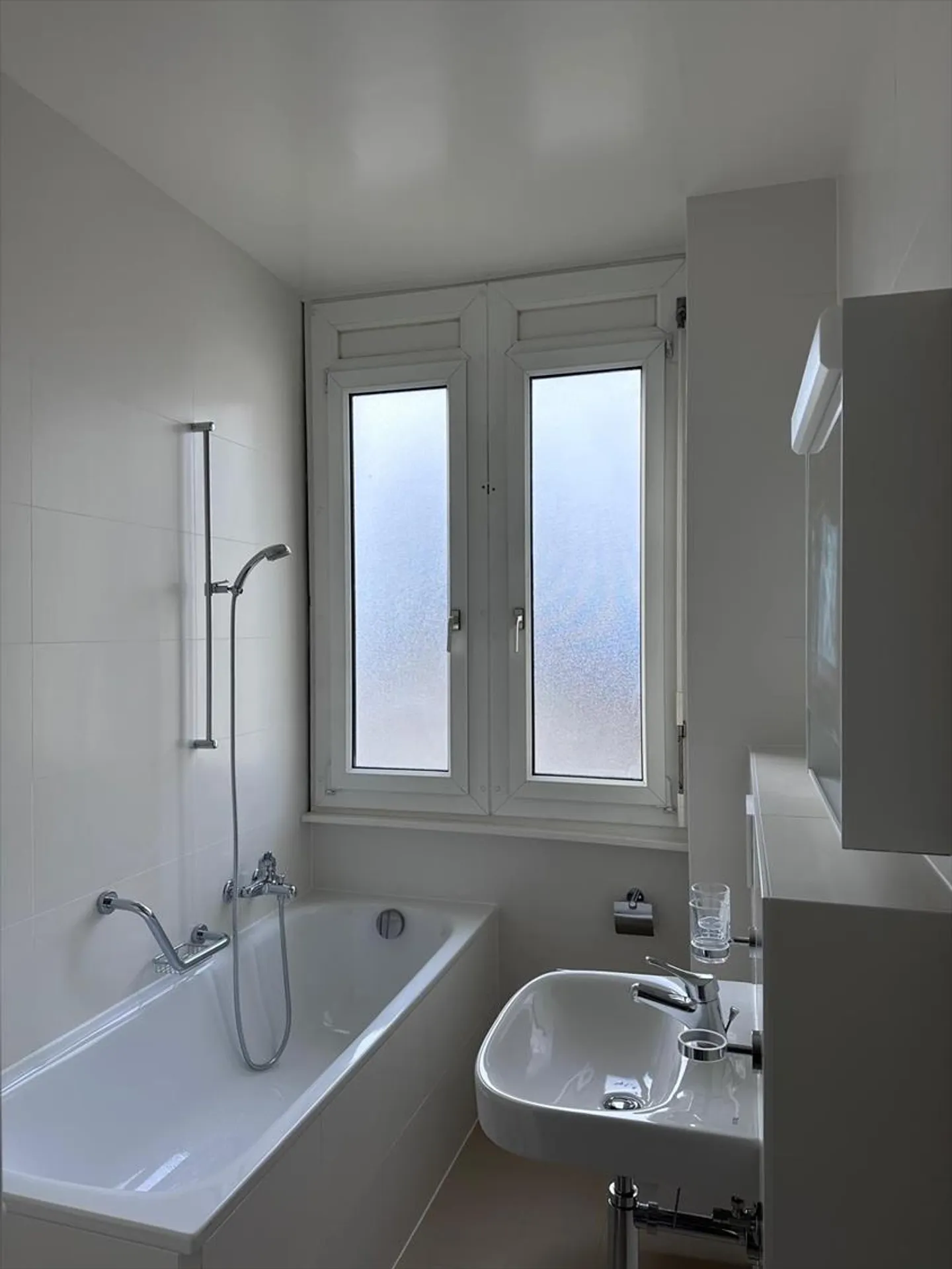 Appartamento luminoso in centro città - Foto 1 di 8