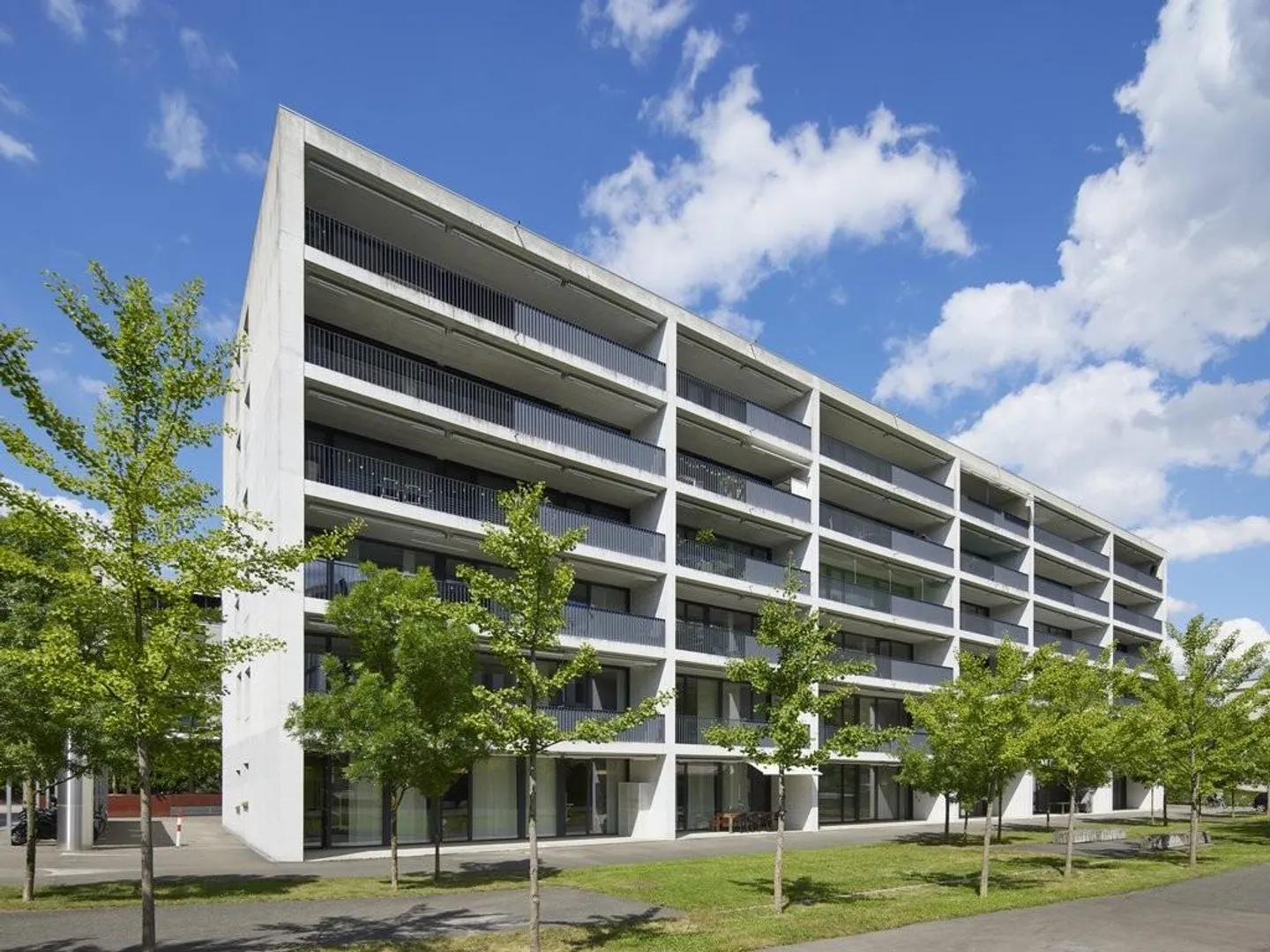RENT WITHOUT DEPOSIT - Centrally located city quarter - Photo 1 of 8