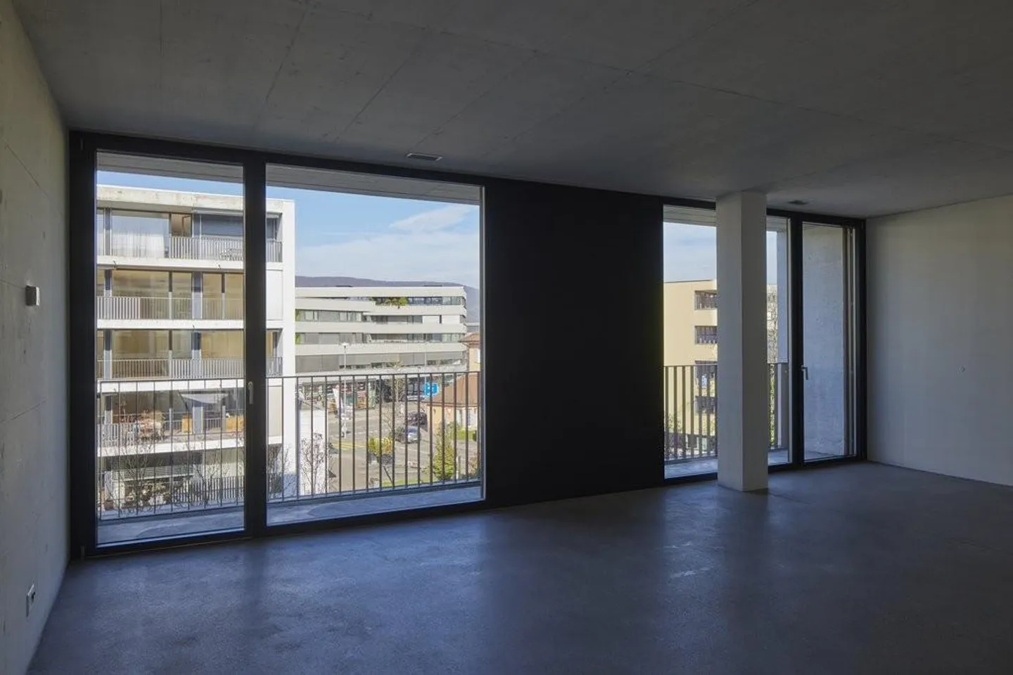 RENT WITHOUT DEPOSIT - Centrally located city quarter - Photo 7 of 8
