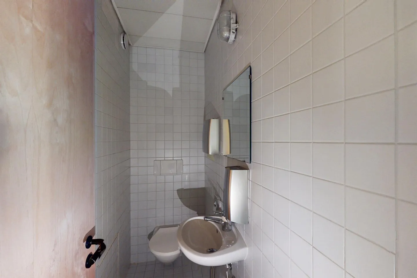 Spazioso ufficio in affitto - Foto 9 di 9