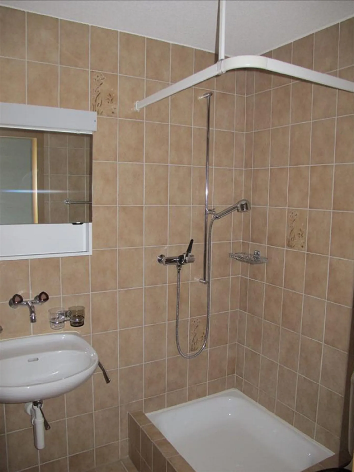 Ruhig und doch zentral! - Foto 5 von 6