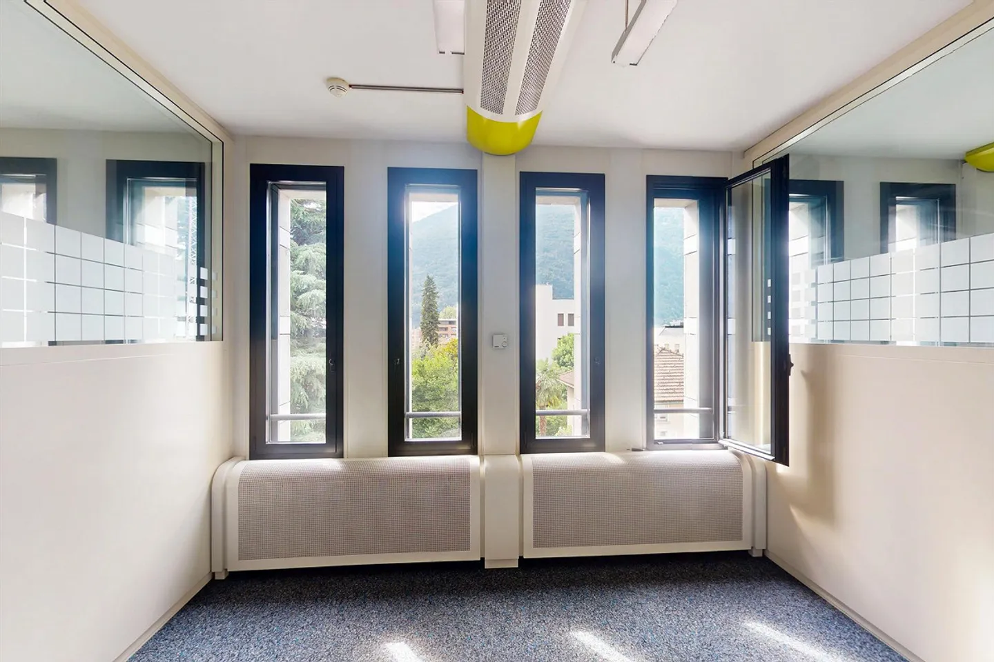 Spazioso ufficio in affitto - Foto 6 di 9