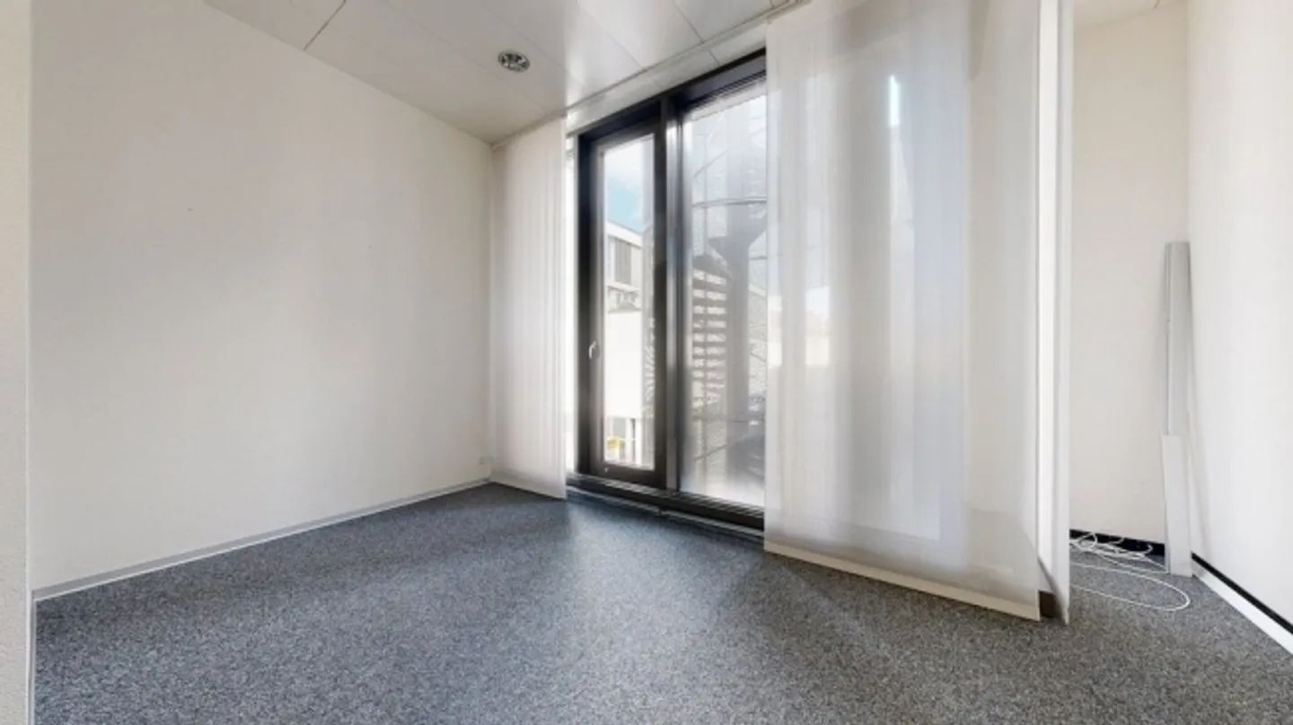 Mischgenutztes Gebäude mieten - Foto 7 von 9