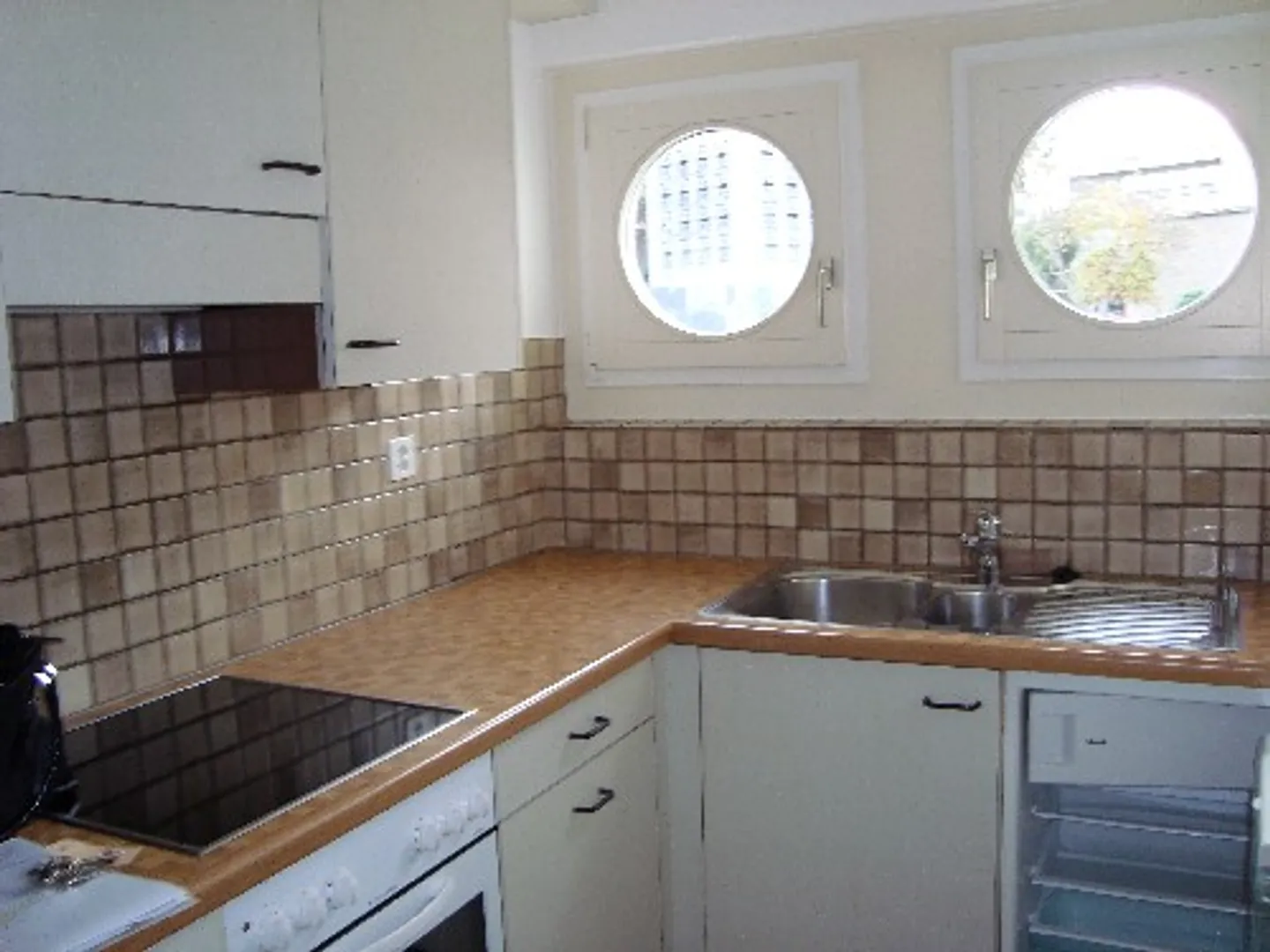 Beautiful single apartment - Photo 3 of 4