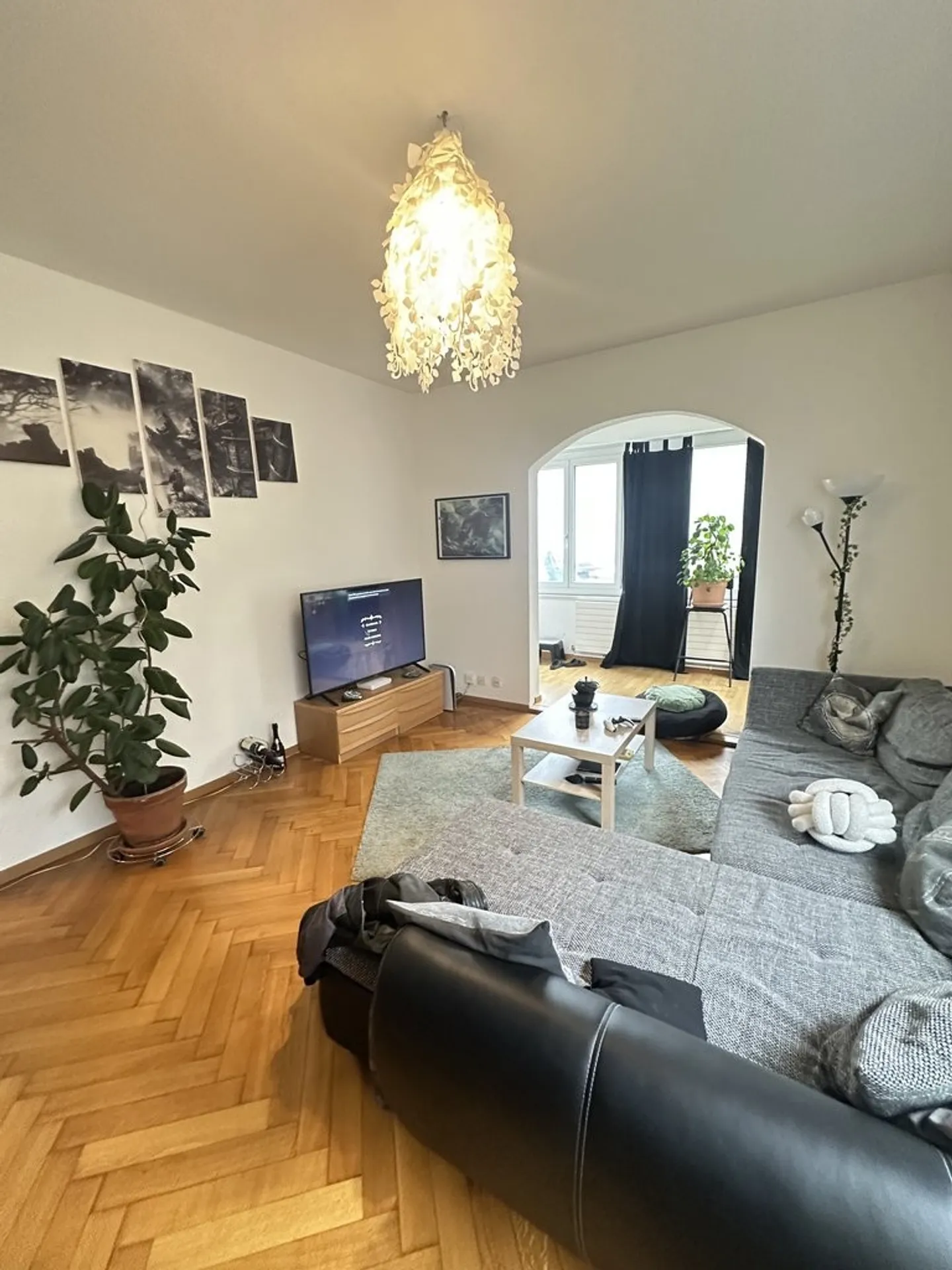 Ampio appartamento di 3,5 stanze in centro città! - Foto 5 di 9