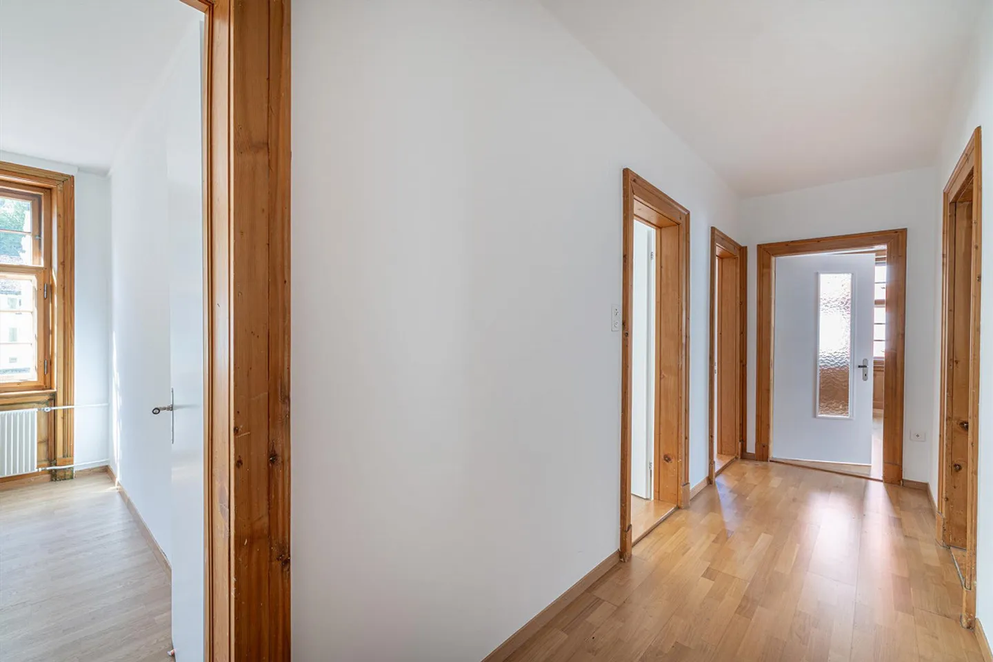 Appartamento in vecchio edificio appena ristrutturato con grande terrazza - Foto 3 di 16