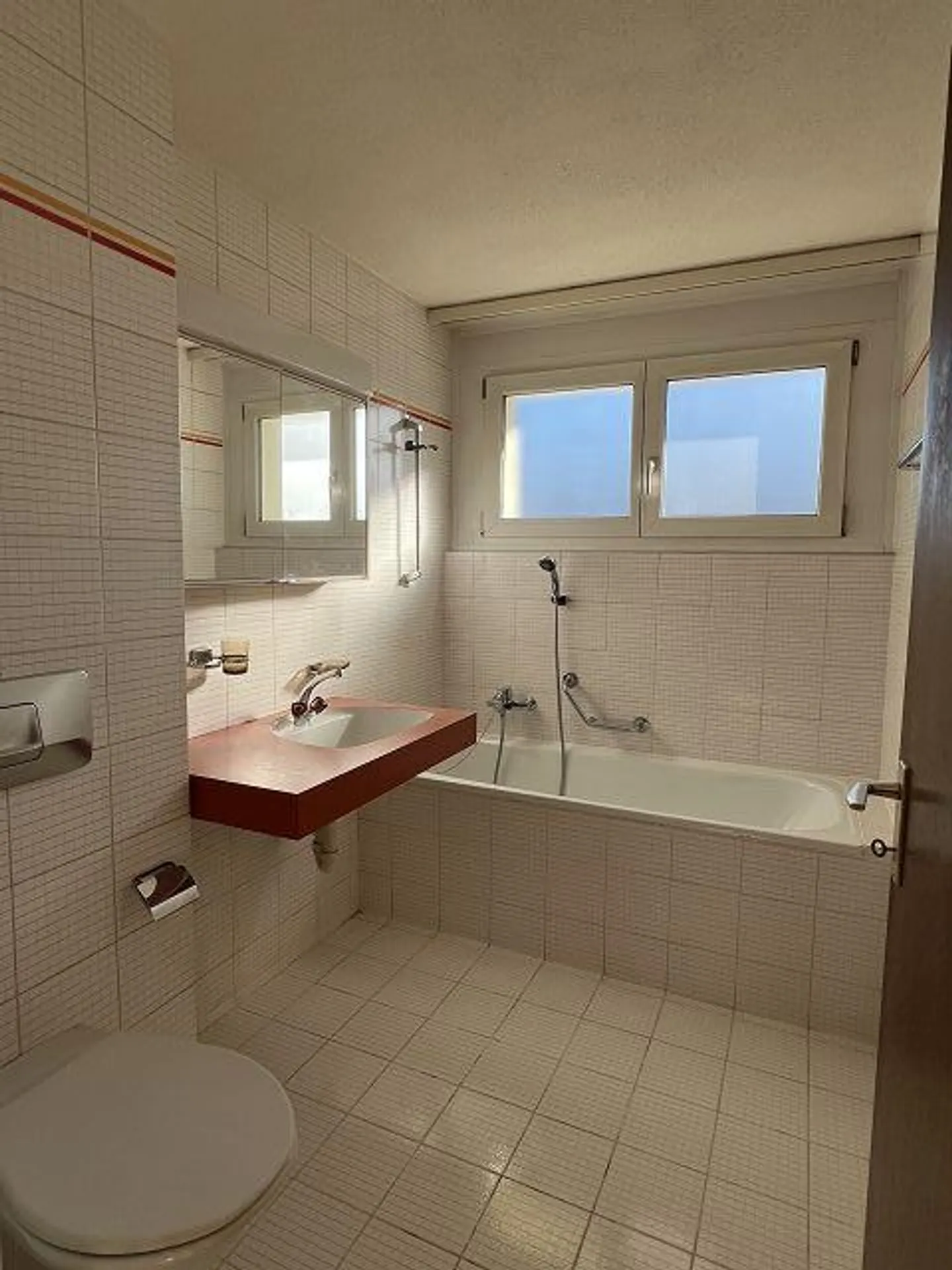 Charmante et fraîchement rénovée appartement de 3,5 pièces - Photo 7 sur 10