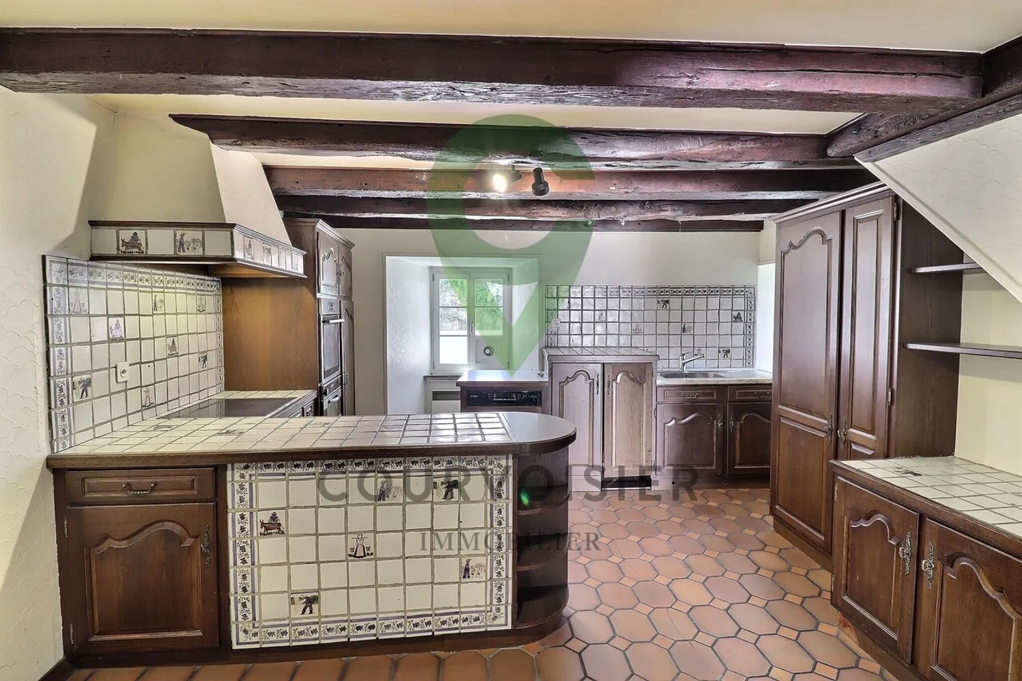 Village house with 6 rooms to renovate in the heart of Estavayer-le-lac - Photo 7 of 14