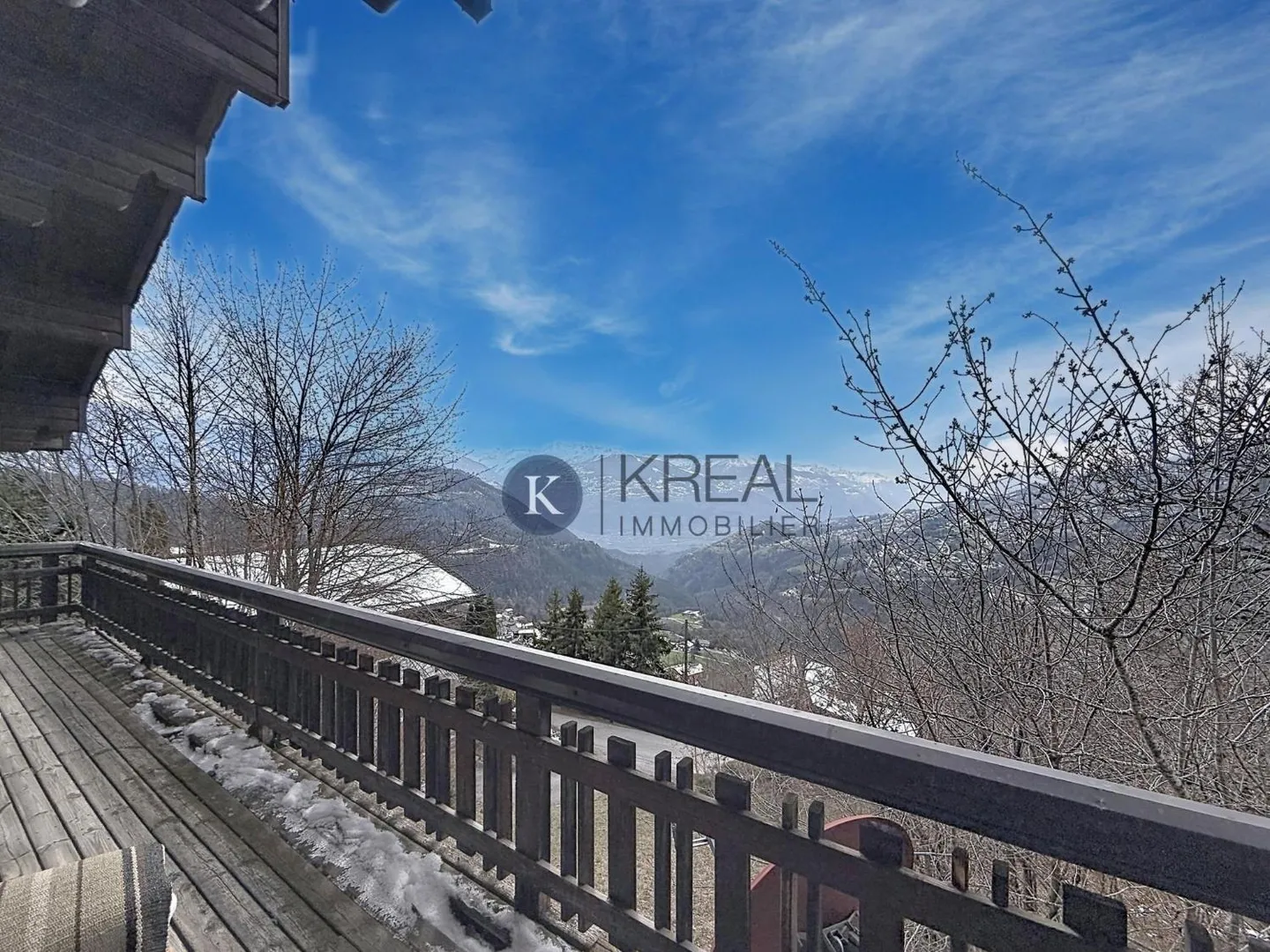 5,5-Zimmer-Chalet mit Panoramablick - Renovierungspotenzial - Foto 1 von 12