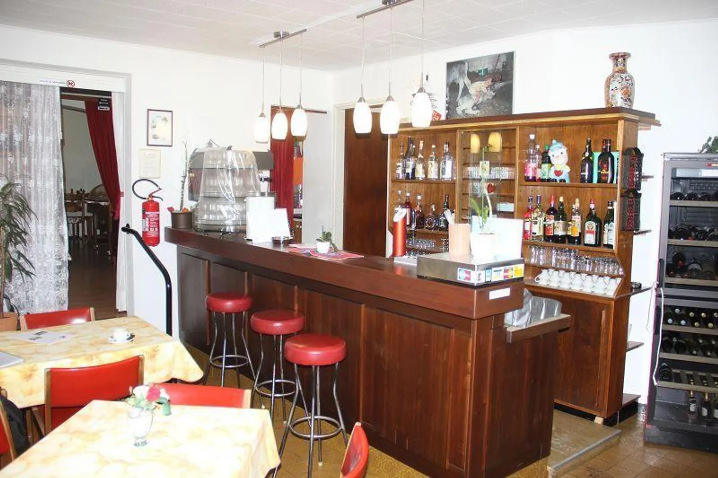 Charming Hotel-Restaurant in Cavigliano - Photo 3 of 9