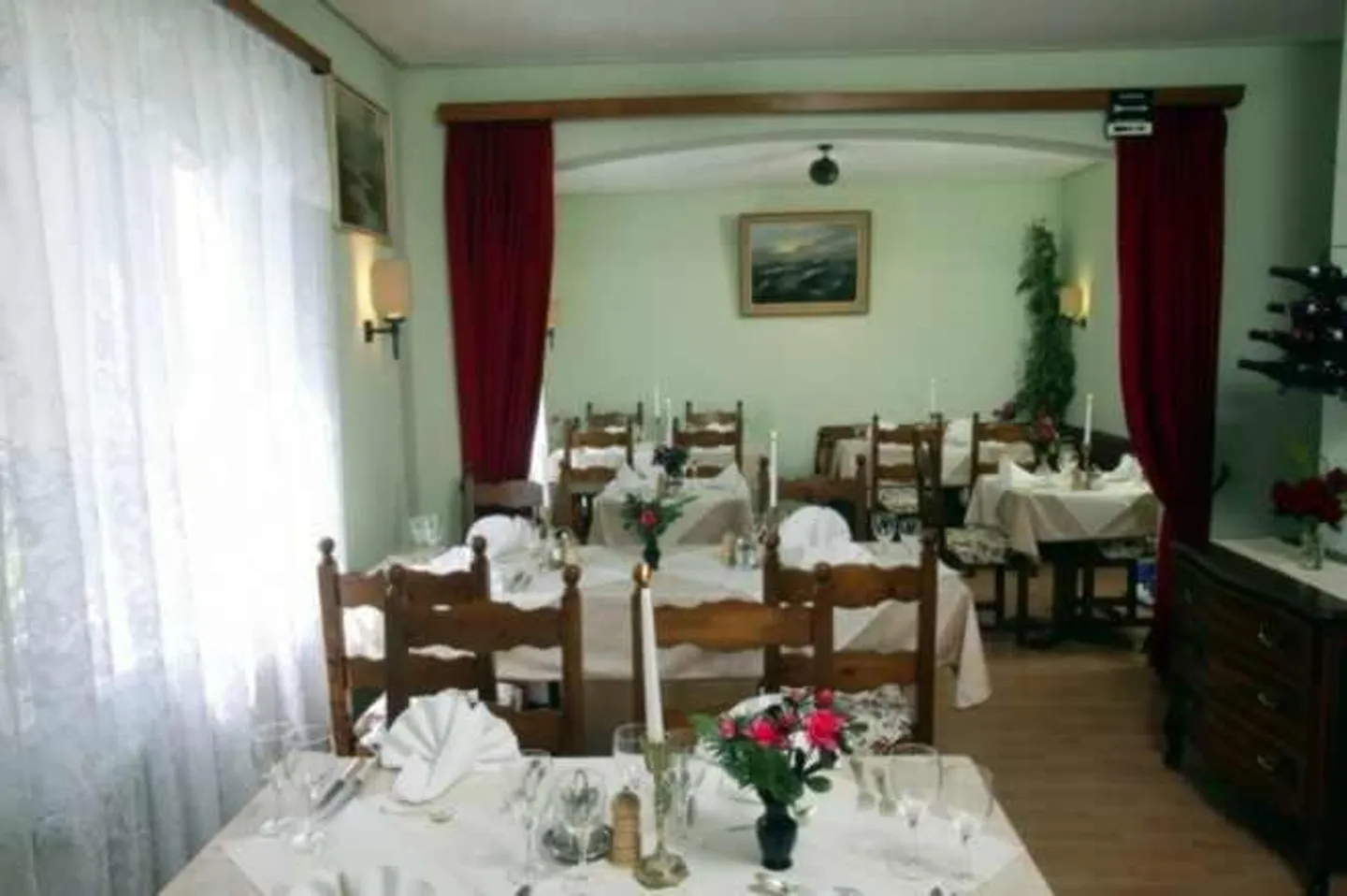 Charming Hotel-Restaurant in Cavigliano - Photo 5 of 9