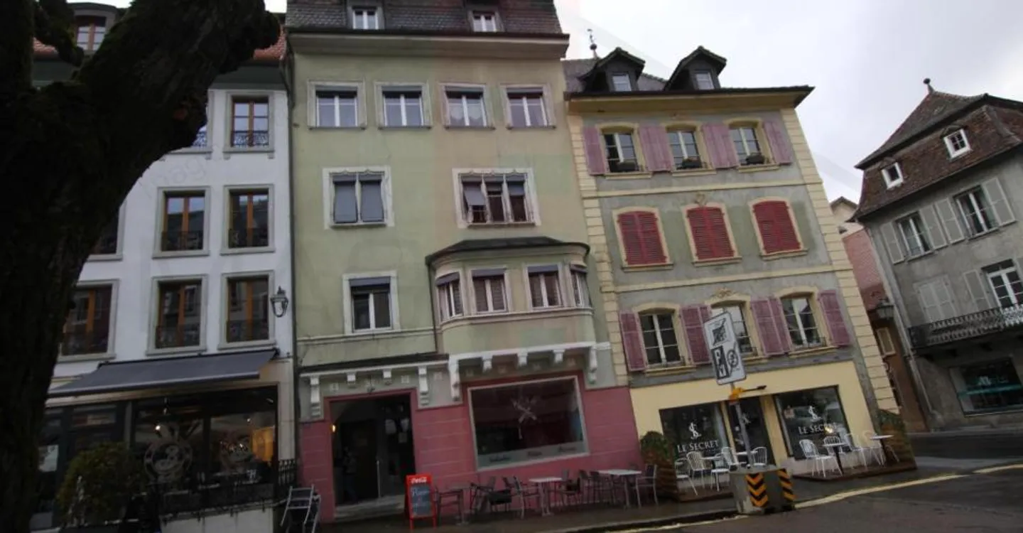 Charming Duplex Apartment - Photo 6 of 6