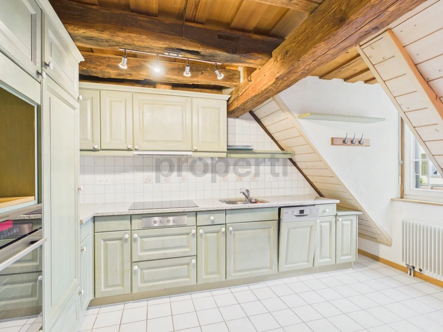 Apartment for rent - Photo 4 of 13