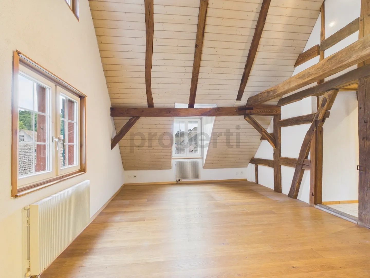 Apartment for rent - Photo 1 of 13