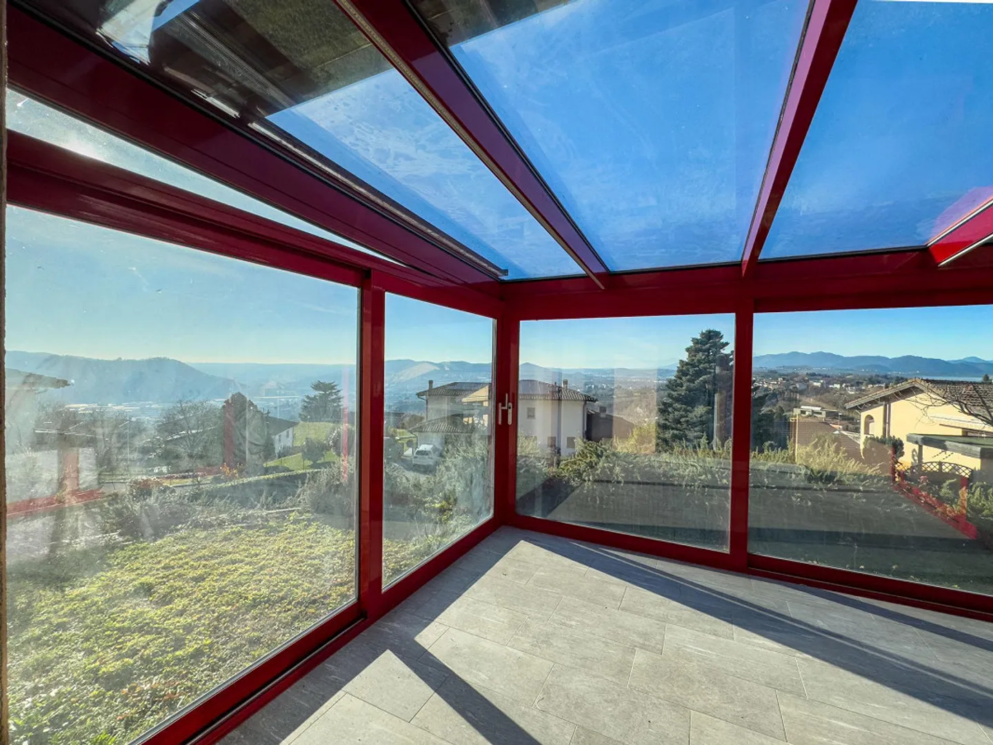 Single-family house with garden in Morbio Superiore - Photo 4 of 9