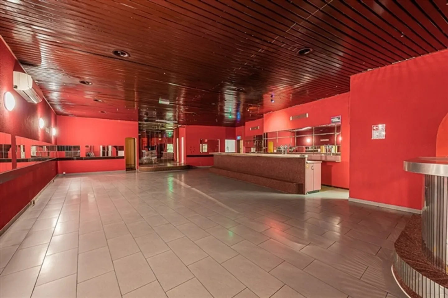 Are you looking for a new challenge? - Photo 1 of 5