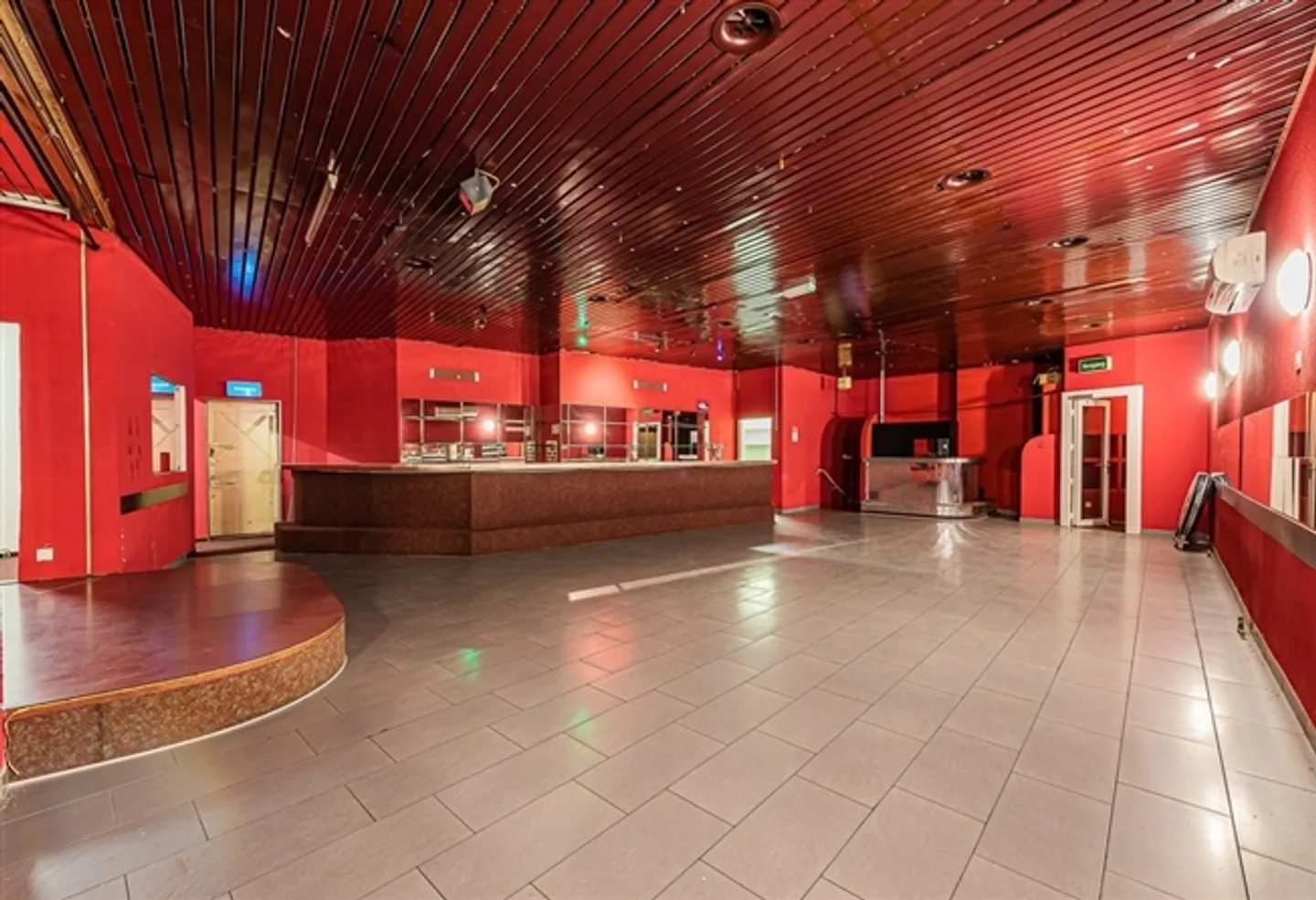 Are you looking for a new challenge? - Photo 2 of 5