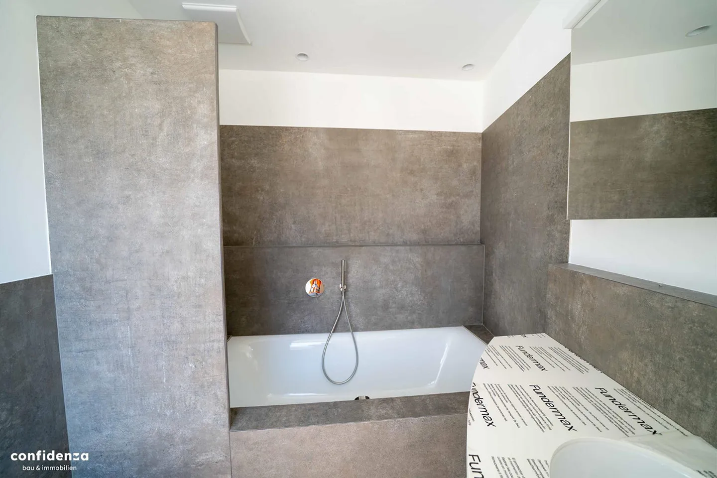 Maison individuelle neuve exclusive avec panorama à Scuol - résidence principale en haut de la colline - Photo 10 sur 13