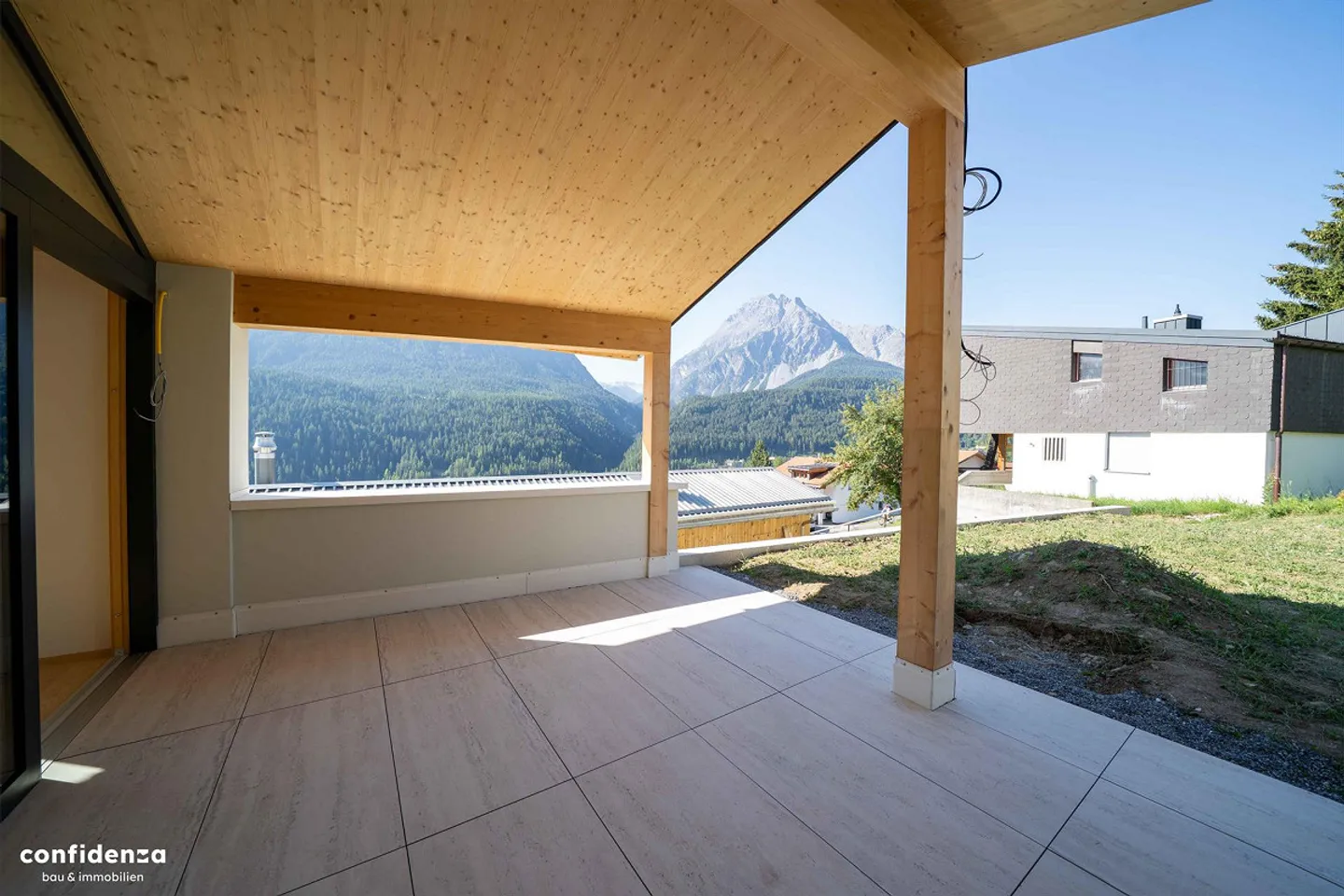 Maison individuelle neuve exclusive avec panorama à Scuol - résidence principale en haut de la colline - Photo 13 sur 13