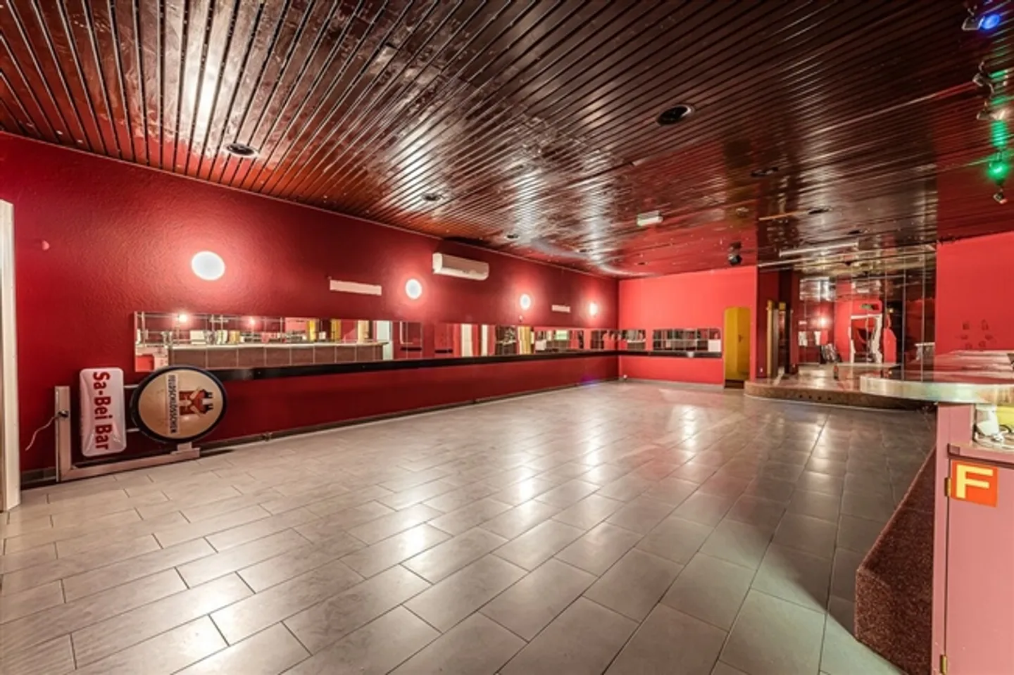 Are you looking for a new challenge? - Photo 4 of 5