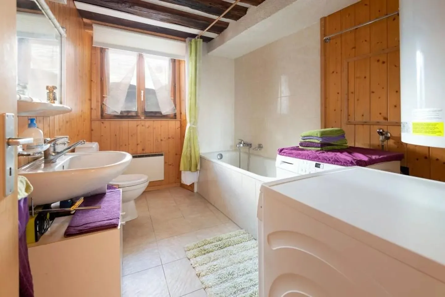 Traditionelles Chalet mit 3 Apartments - Foto 6 von 12