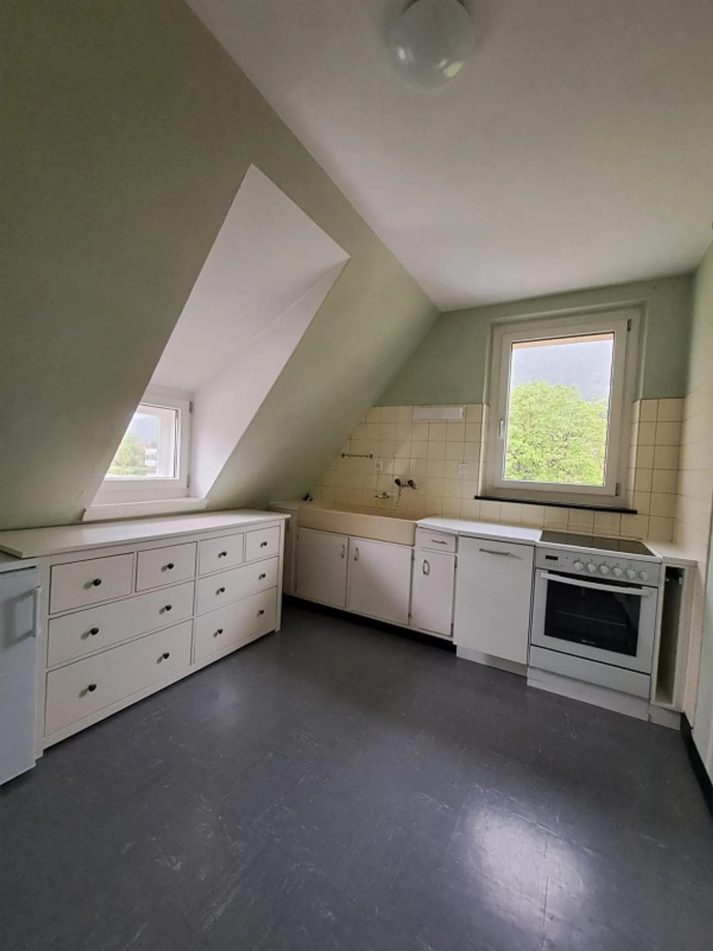 Appartamento mansardato con vista sulla Linth - Foto 2 di 9