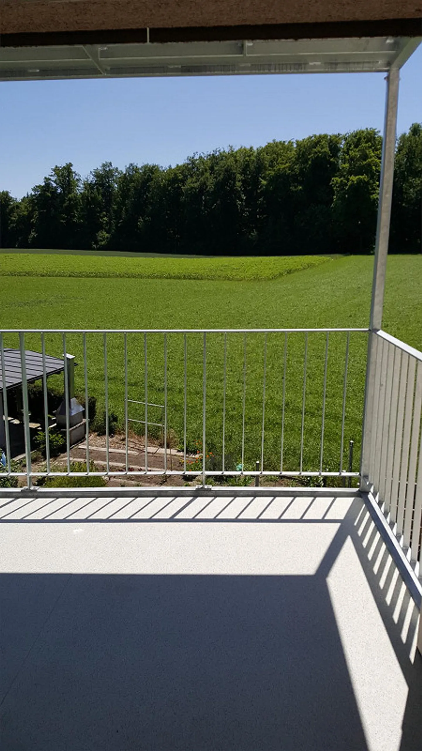 Appartement 4,5 pièces dans un emplacement calme et proche de la ville - Photo 1 sur 10