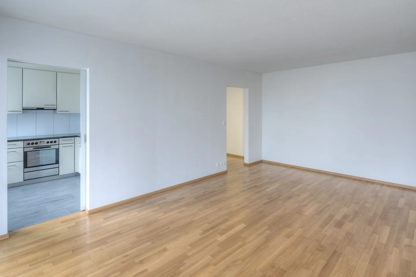 Quiet and Central - Photo 3 of 8