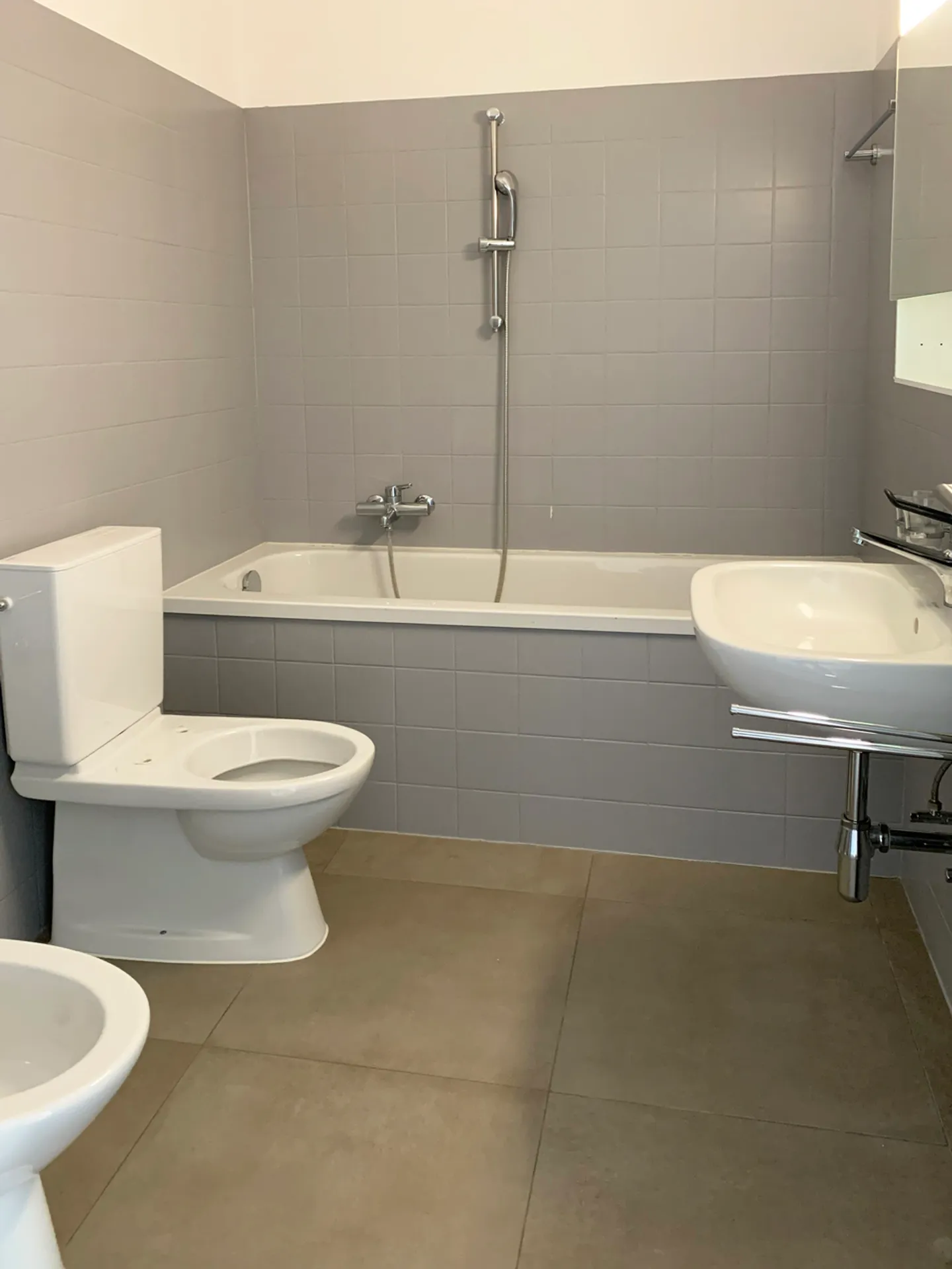 Appartamento in affitto - Foto 7 di 11