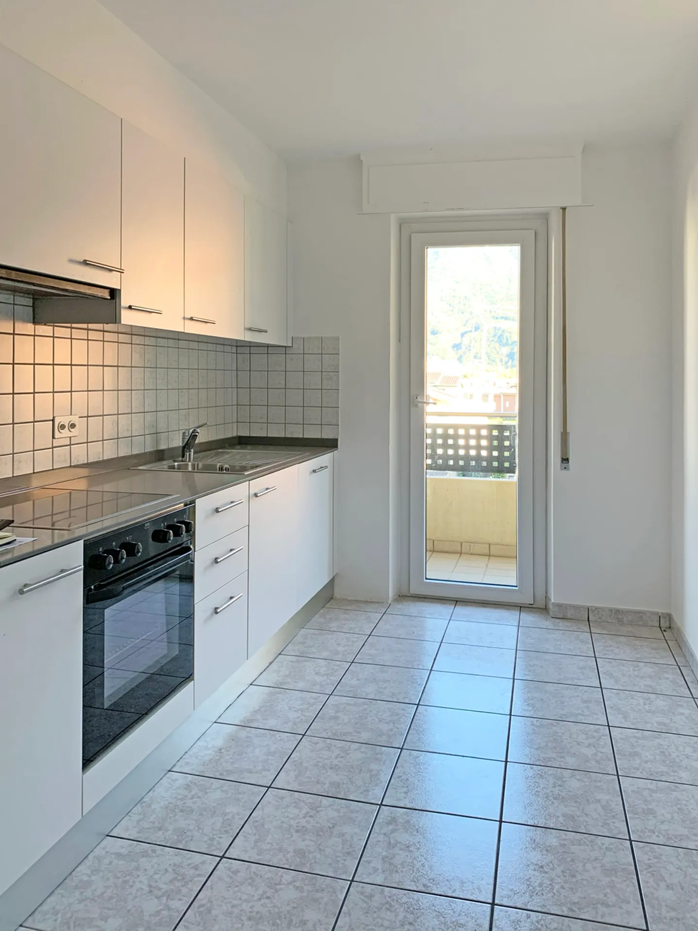 Appartamento in affitto - Foto 10 di 11