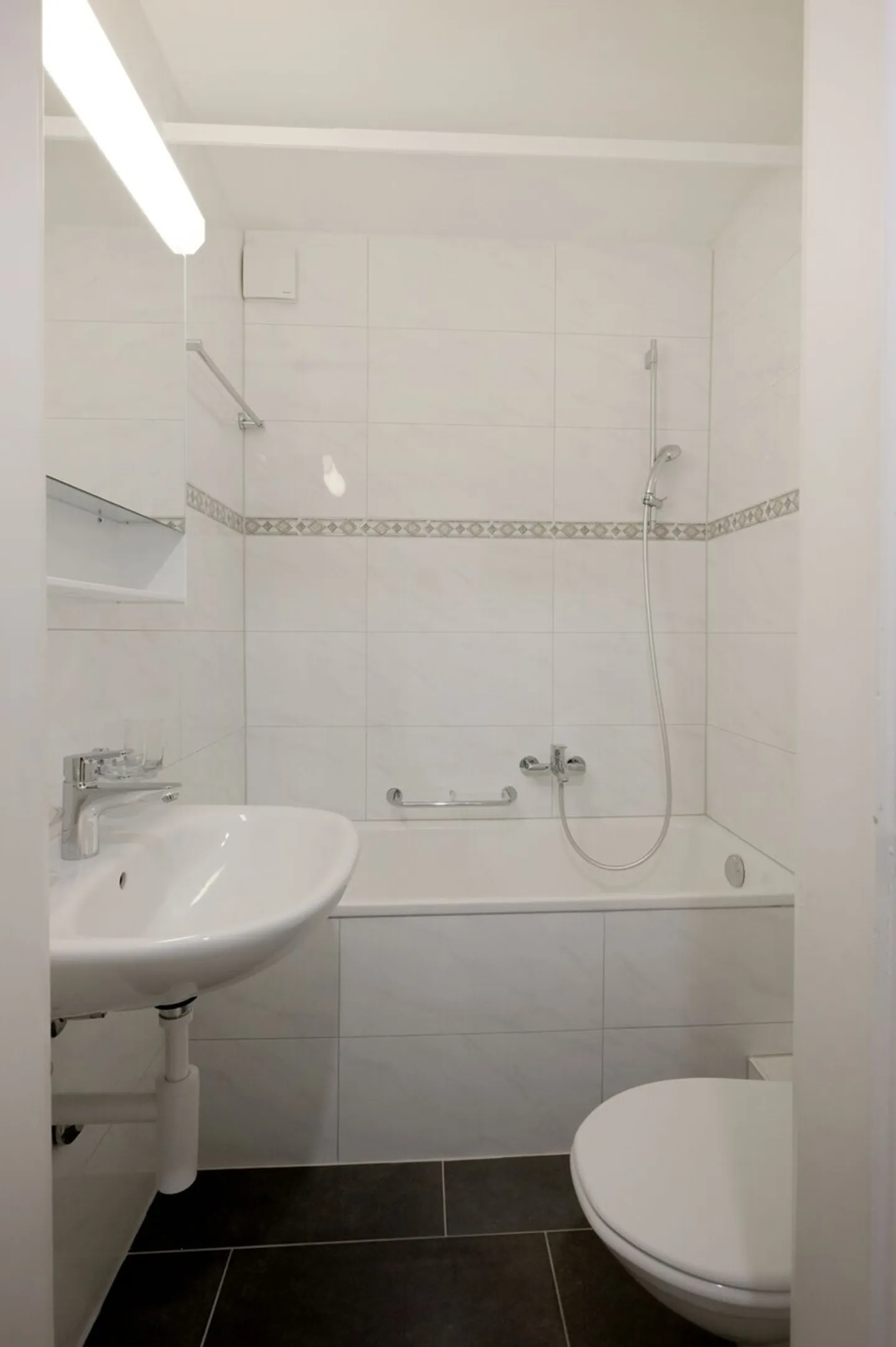 Looking for a new tenant! 1-room apartment in Gundeli, 970.- - Photo 5 of 6