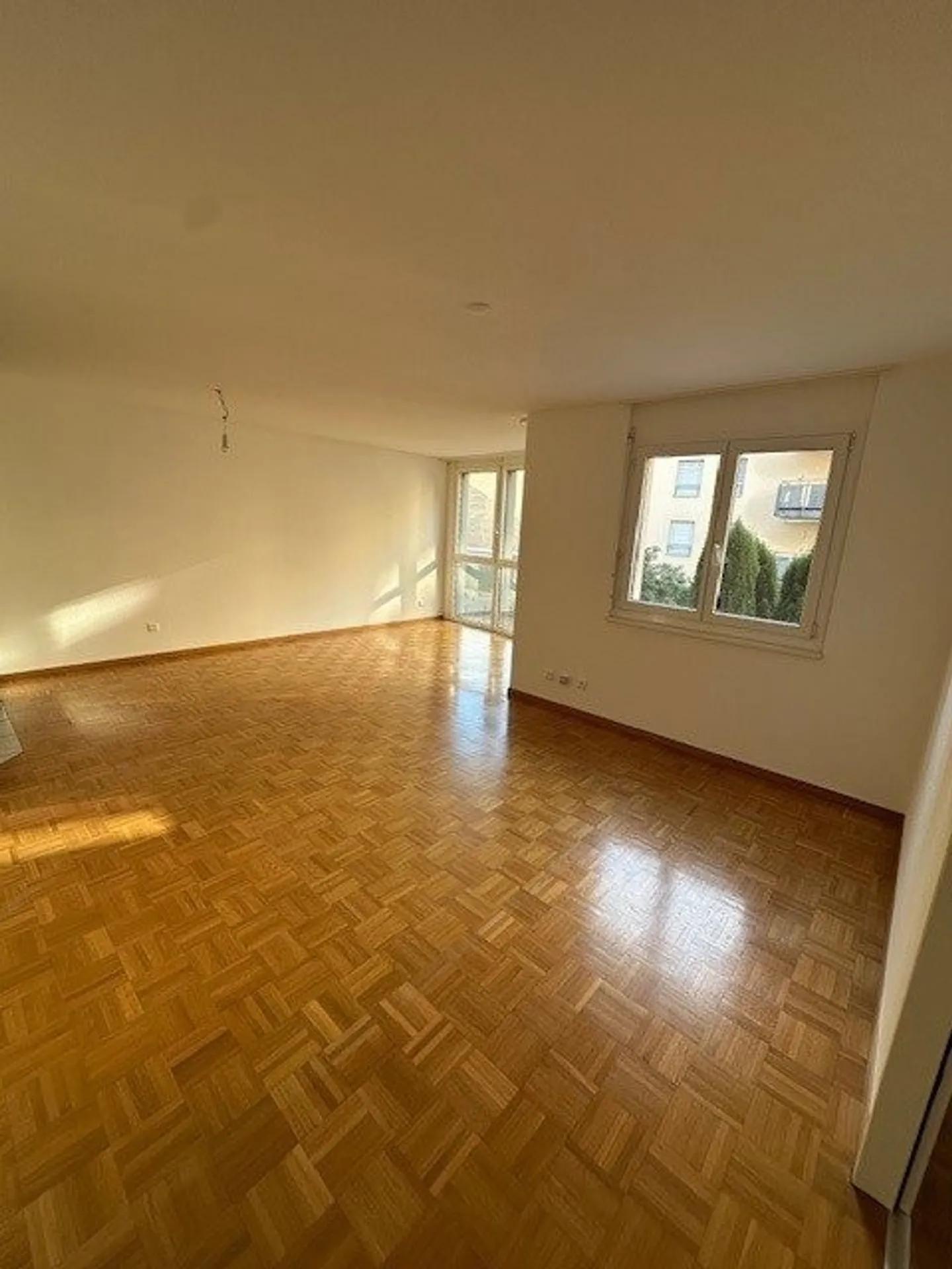 2,5-Zimmer-Wohnung im 2. Stock in Vevey - Foto 1 von 4