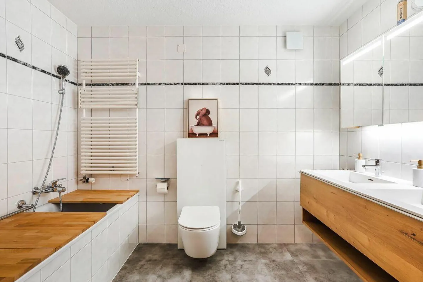 Charming 4.5-room apartment in a well-kept neighborhood - Photo 3 of 10